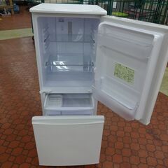 ID 387959　冷蔵庫２ドア　137L　シャープ　２０１８年　SJ-D14D-W