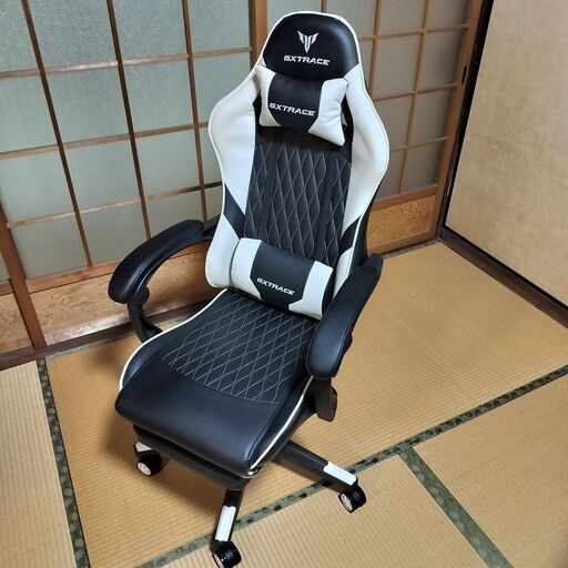 GXTRACE ゲーミングチェア