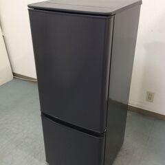 3/31受渡済)JT8205【MITSUBISHI/三菱 2ドア冷蔵庫】美品 2021年製 MR-