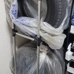 中古サマータイヤ4本+タイヤスタンド【215/60R16 TOU...