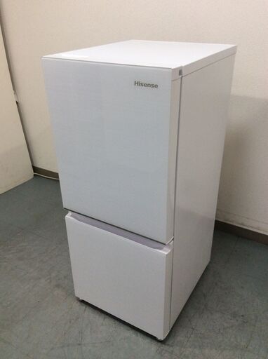 （3/4受渡済）JT8213【Hisense/ハイセンス 2ドア冷蔵庫】美品 2022年製 HR-G13C-W 家電 キッチン 冷蔵冷凍庫 右開き 135L