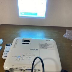 EPSON プロジェクター EB-S04 照射17時間 リモコン...