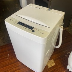 福岡市内配送設置無料　2022年式　ハイセンス 全自動 洗濯機 4.5kg ホワイト HW-K45E 最短10分洗濯 真下排水 予約機能 スリム 風乾燥 強力洗浄 一人暮らし 二人分のお洗濯！