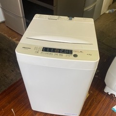 福岡市内配送設置無料　2022年式　ハイセンス 全自動 洗濯機 4.5kg ホワイト HW-K45E 最短10分洗濯 真下排水 予約機能 スリム 風乾燥 強力洗浄 一人暮らし 二人分のお洗濯！