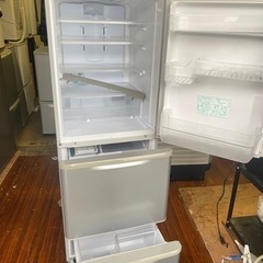 福岡市内配送無料　シャープ SHARP SJ-WA35B-S [冷蔵庫 （350L・つけかえどっちもドア） 3ドア シルバー系]