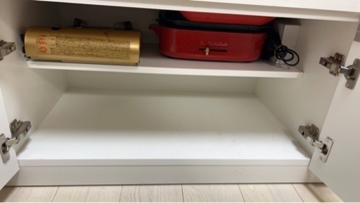 〜156㎝食器棚〜三万円から五万円で相談させてください。 156㎝食器棚〜三万円から五万円で相談させてください。