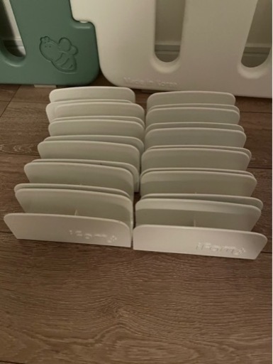 ベビーサークル ifam ゲート付き12枚➕20センチプレート4枚付き