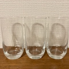 ガラスのコップ　3個セット