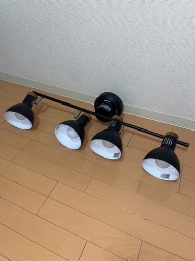 簡単取り付けライト