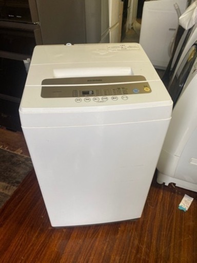 北九州市内配送無料　保証付き　2020年式　アイリスオーヤマ 洗濯機 5kg 全自動 風乾燥 お急ぎコース ステンレス槽 ゴールド IAW-T502EN