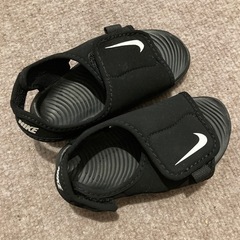 サンダル　NIKE 13子供用品 キッズ用品　スポーツ フィット...