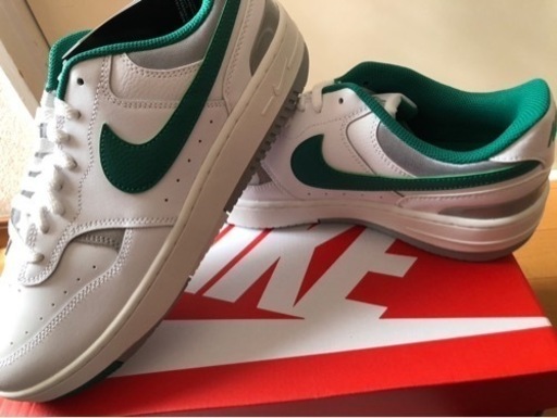 早い者勝ち！NIKE28センチ新品未使用多少価格相談可能