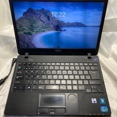 ノートPC　LIFEBOOK SH76/HN