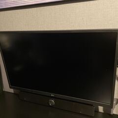 4Kスタンダード液晶モニター 27UL550-W [27型 /4K(3840×2160） /ワイド]　モニターアーム付