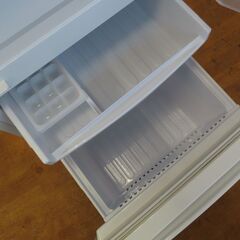 ♪SHARP/シャープ 冷蔵庫 SJ-D14E 137L 2019年 左開き/右開き変更可 札幌♪