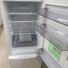 J4309 ★6ヶ月保証付★　TOSHIBA　東芝　２ドア冷蔵庫　GR-T15BS　ホワイト　2021年製 クリーニング済み　J3332 ★6ヶ月保証付★(製氷部は1ヶ月保証)6ドア冷蔵庫 日立 HITACHI R-H54R-N  537L フレンチドア冷蔵庫   2021年製 新品参考価格205,920円 動作確認、クリーニング済み！ 【リユースのサカイ柏店】流山市 中古冷蔵庫 松戸市 中古冷蔵庫 我孫子市 中古冷蔵庫 船橋市 中古冷蔵庫 守谷市 中古冷蔵庫 取手市 中古冷蔵庫