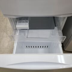 J4309 ★6ヶ月保証付★　TOSHIBA　東芝　２ドア冷蔵庫　GR-T15BS　ホワイト　2021年製 クリーニング済み　J3332 ★6ヶ月保証付★(製氷部は1ヶ月保証)6ドア冷蔵庫 日立 HITACHI R-H54R-N  537L フレンチドア冷蔵庫   2021年製 新品参考価格205,920円 動作確認、クリーニング済み！ 【リユースのサカイ柏店】流山市 中古冷蔵庫 松戸市 中古冷蔵庫 我孫子市 中古冷蔵庫 船橋市 中古冷蔵庫 守谷市 中古冷蔵庫 取手市 中古冷蔵庫