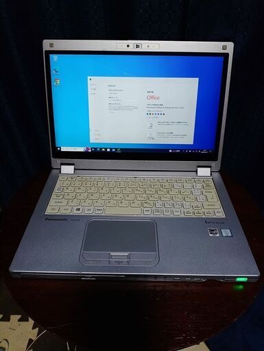 Panasonic ２in１　SSD／タッチパネル／OfficePro+2021