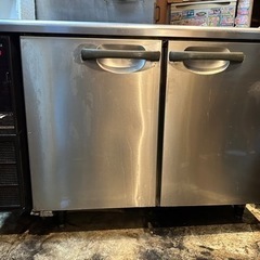 業務用冷蔵庫】2/13迄に引き取ってもらえなければ廃棄するしかありません