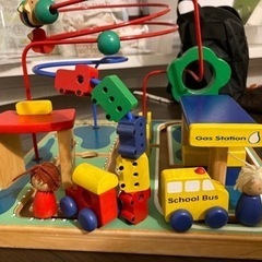 知育玩具　木製　おもちゃ