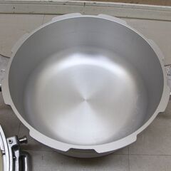北陸アルミニウム 業務用アルミ圧力鍋 15L アルミニウム合金 日本 (J1345wY)