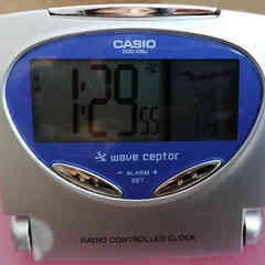 カシオ Casio DQD-205J-2JF電波時計 未使用に近い