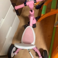 子供自転車。二、三歳