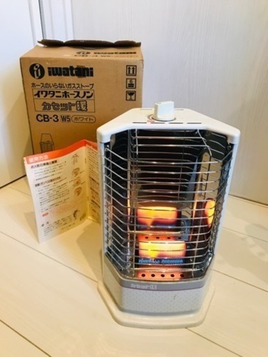 レトロなデザインで人気のカセットガスヒーター