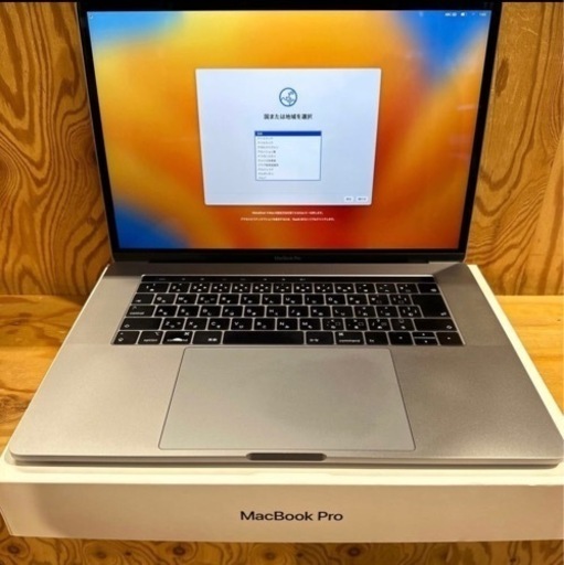 【4000円割引中】MacBook Pro 15-inch Mid 2018 スペースグレイ