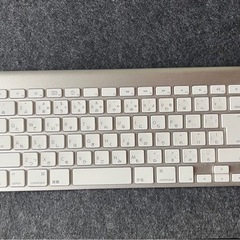 appleマジックキーボード　乾電池式