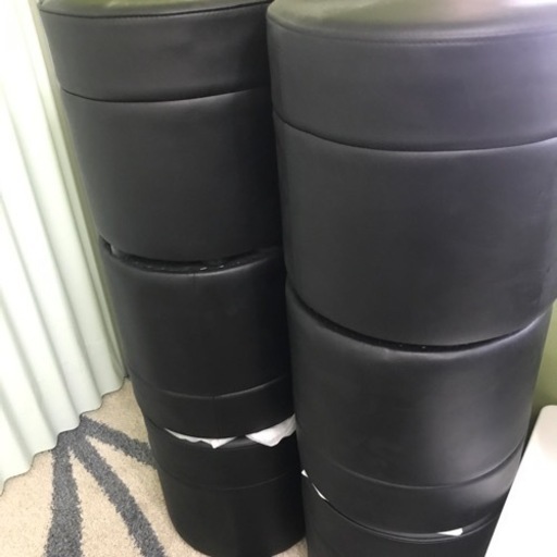 丸椅子６脚