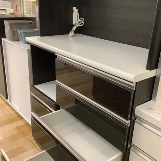 トレファク ラパーク岸和田店】Pamouna 弱々しい １枚扉キッチンキャビネット 入荷しました。