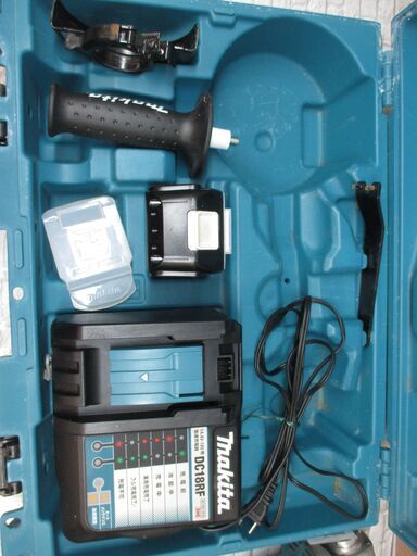 makita マキタ GA404D ディスクグラインダ 中古品 18V 5.0Ahバッテリー