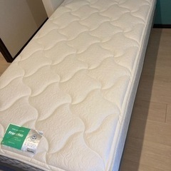 ホテル用ベッド