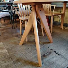 商談中！【愛品倶楽部柏店】ミキモク 変形ダイニング5点セット 天板マット付 楓の森