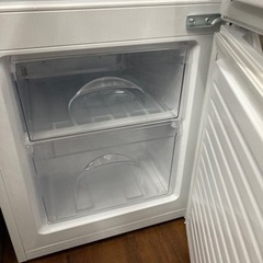 山善　冷蔵庫 2ドア冷凍冷蔵庫 106L (冷蔵室73L/冷凍室33L) YFR-D111 リサイクルショップ宮崎屋　佐土原店　24.4.13F