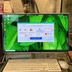 富士通 パソコン モニター一体型 デスクトップ Windows10
