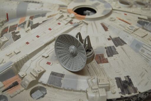 ジャンク扱い スターウォーズ ミレニアムファルコン号 全長52cm 欠品