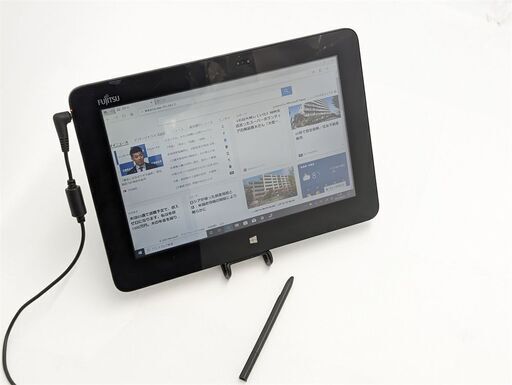送料無料 10.1型 タブレット 富士通 ARROWS Tab Q555/K64 中古良品 ペン付き Atom 4GB 高速SSD 無線 Bluetooth カメラ Windows10 Office
