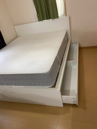 IKEAベッド
