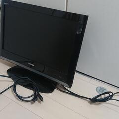 TOSHIBA TV 19型 HDMIケーブル付き