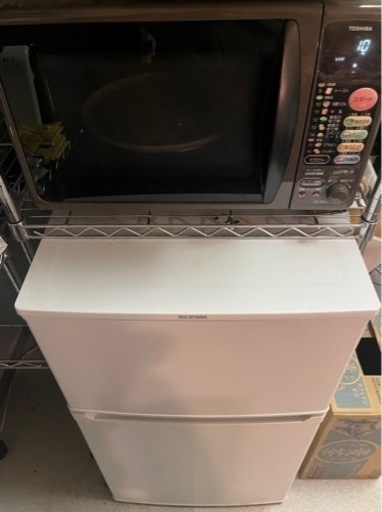 冷蔵庫IRR-A09TW(アイリスオーヤマ)  電子レンジER-20KJ(東芝)