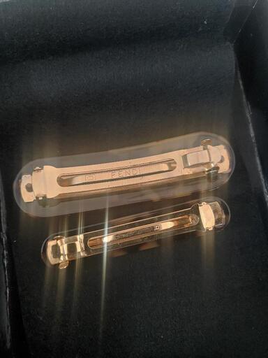 値下げ！FENDI レディースヘアピン バレッタ 中古 ID55554 フェンディ