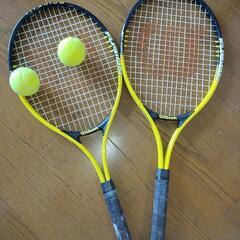 テニスラケット　２本セット　Wilson　硬式ボール２個付