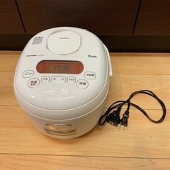 【売り切れました🙏💦】炊飯器　アイリスオーヤマ5.5合炊き　RC...
