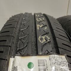 新品 YOKOHAMA BluEarth AE01 175/70R14 14インチ 夏タイヤ 4本 20～21年製 フィット キューブ ポルテ シエンタ等　(MTG491)クレジットカード QRコード決済可能