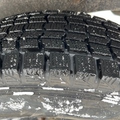 215 80 16　78プラドナロー純正　ダンロップ　スタッドレス　ランクル