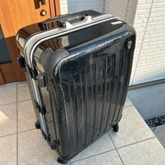 【お譲り先決定】スーツケース　TSA