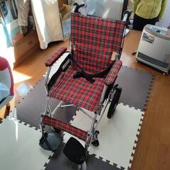 介護　車椅子　美品　カドクラ