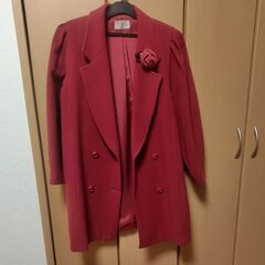 レトロな赤のコート　М